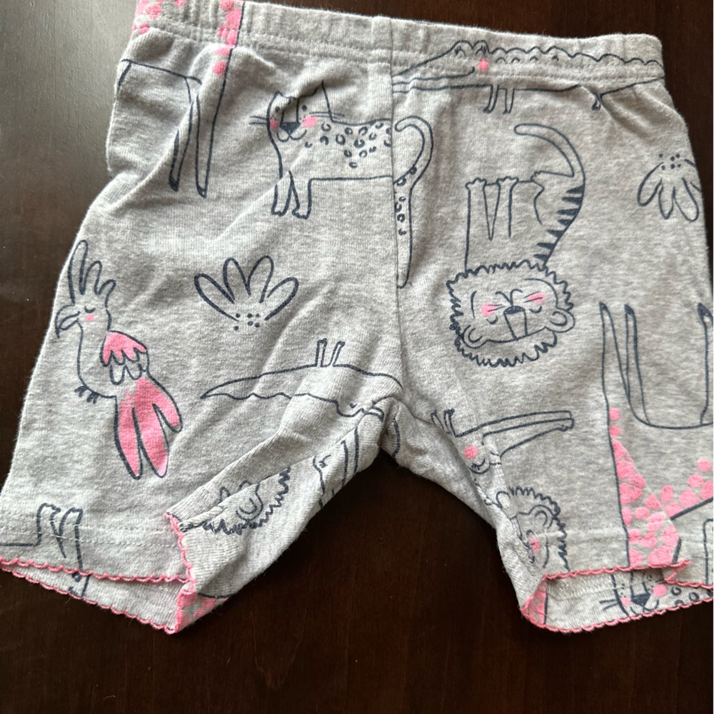 Carter’s girls 3T shorts